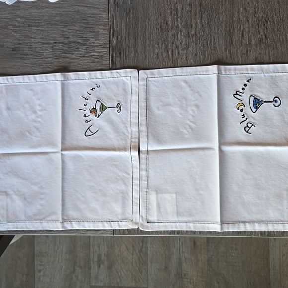 Pottery Barn Embroidered Cocktail Napkin Set - Picture 7 of 13